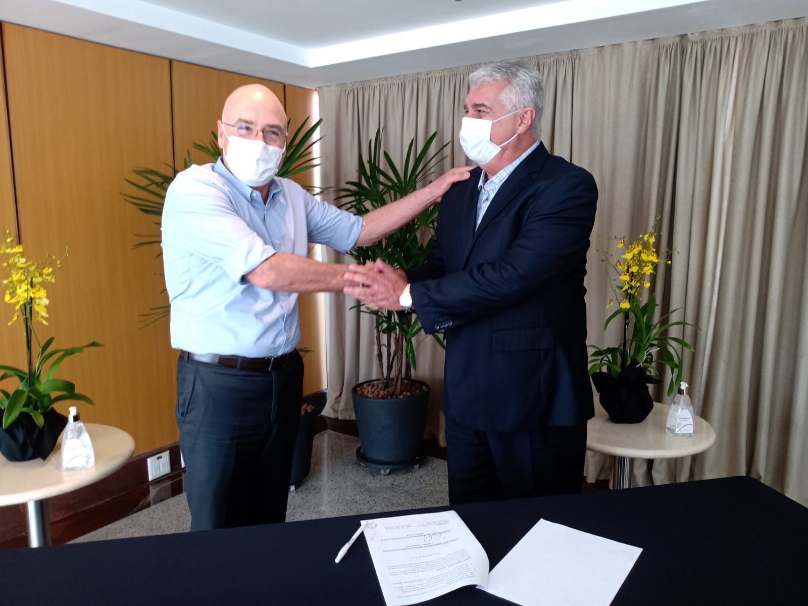 ABIH-RJ e IFec RJ celebram parceria com assinatura de convênio